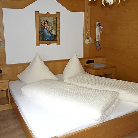 Ferienwohnung Tux شقة