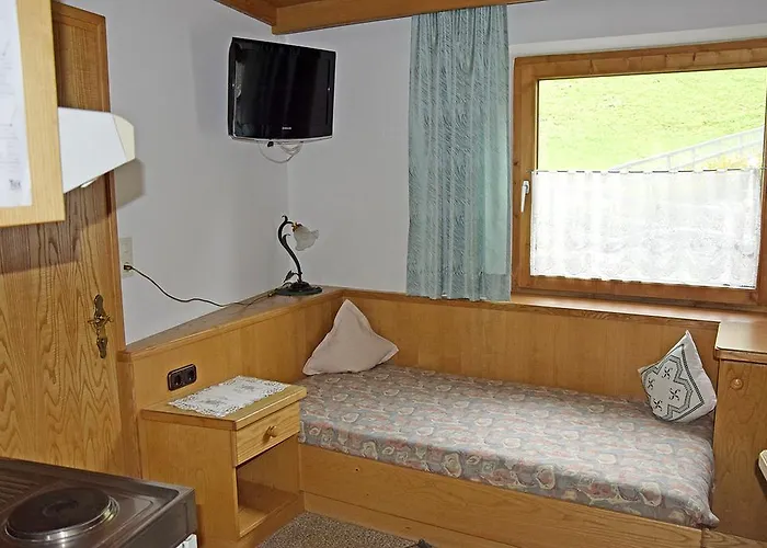 Ferienwohnung Tux 아파트 *